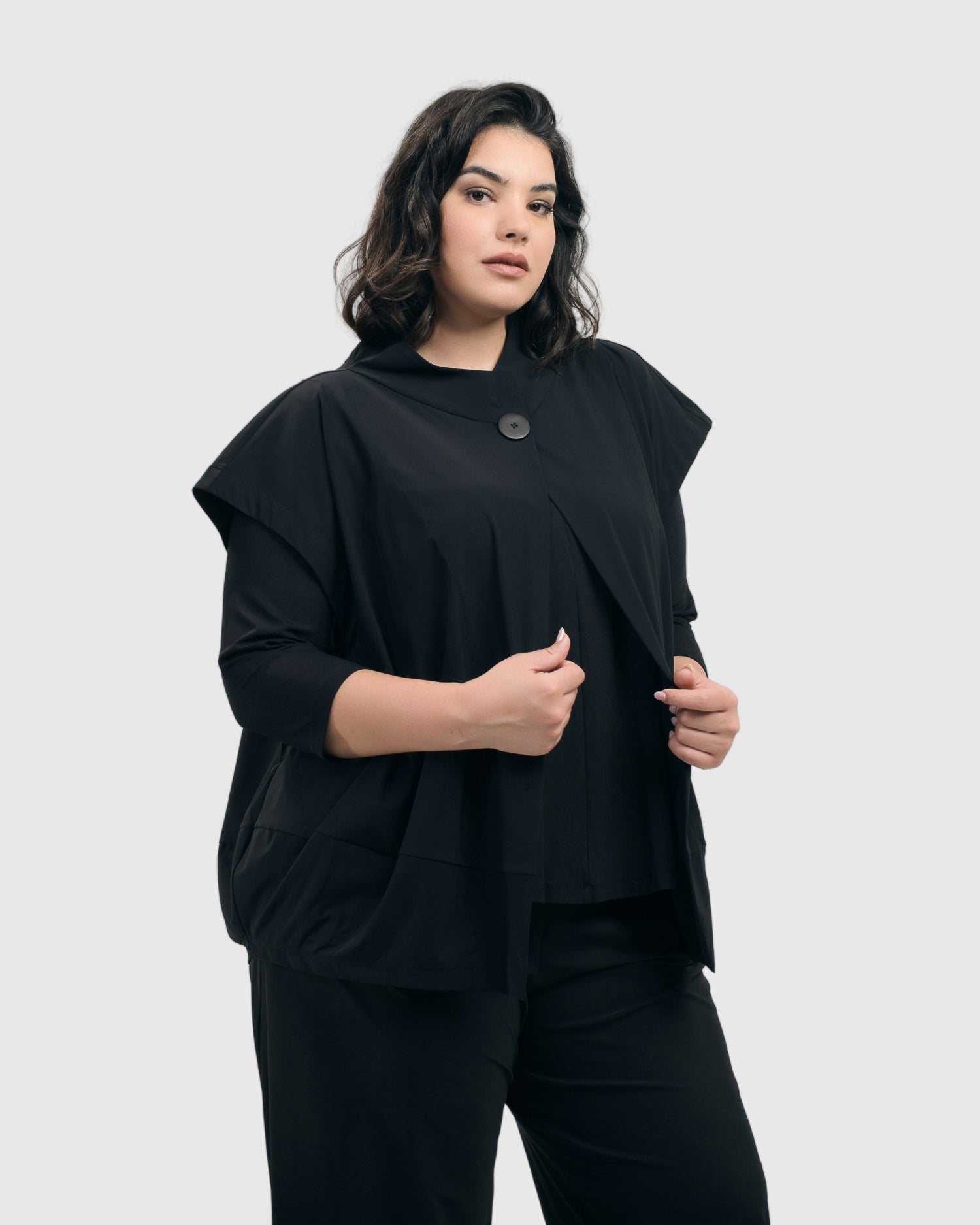 Intermix - Essential Tekbika Go-To Vest Jacket, Black -