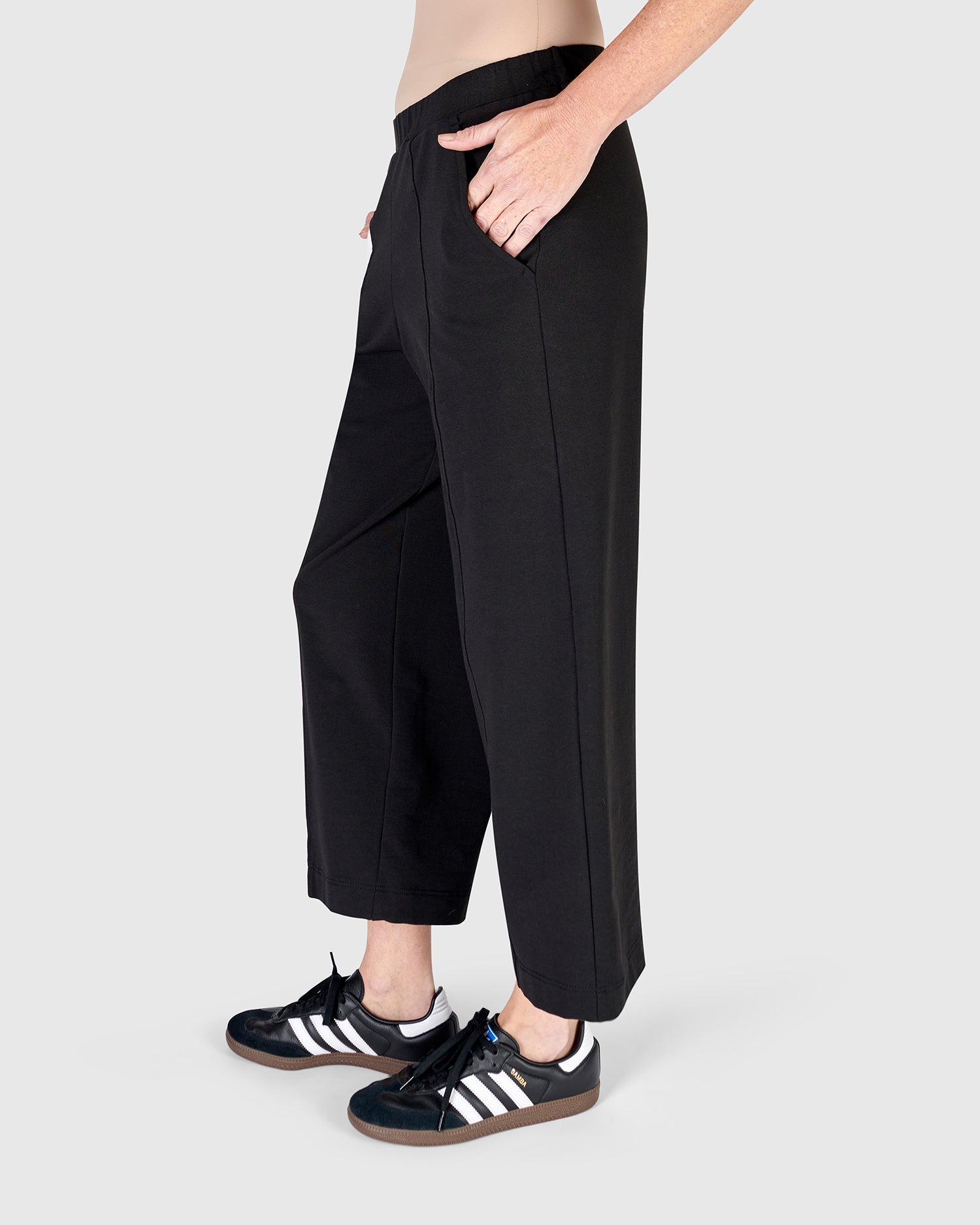 Intermix - Olivia Lounge Pants, Black/White -