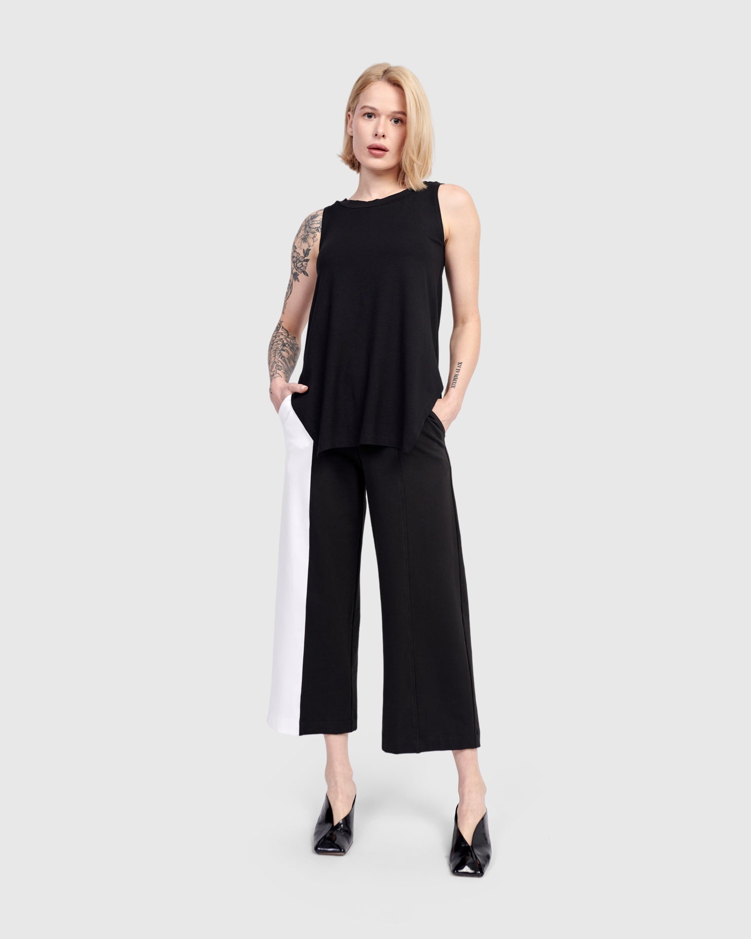 Intermix - Olivia Lounge Pants, Black/White -