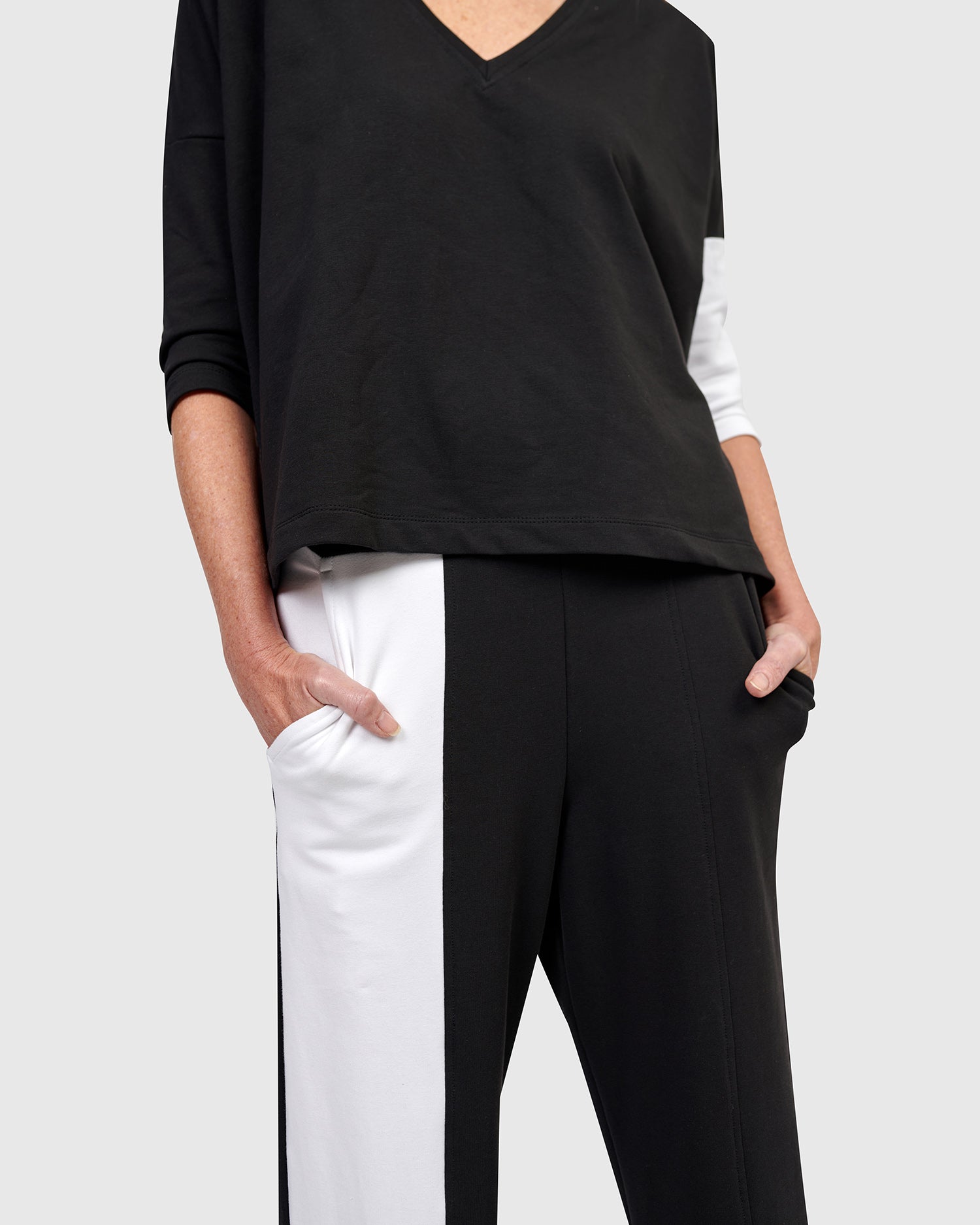 Intermix - Olivia Lounge Pants, Black/White -