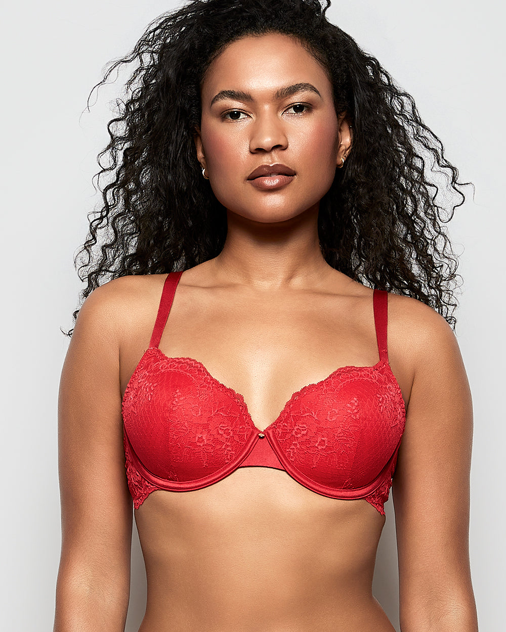 Intermix - Allover Lace Lightly Lined Full Coverage Bra in Cosmo Red - 