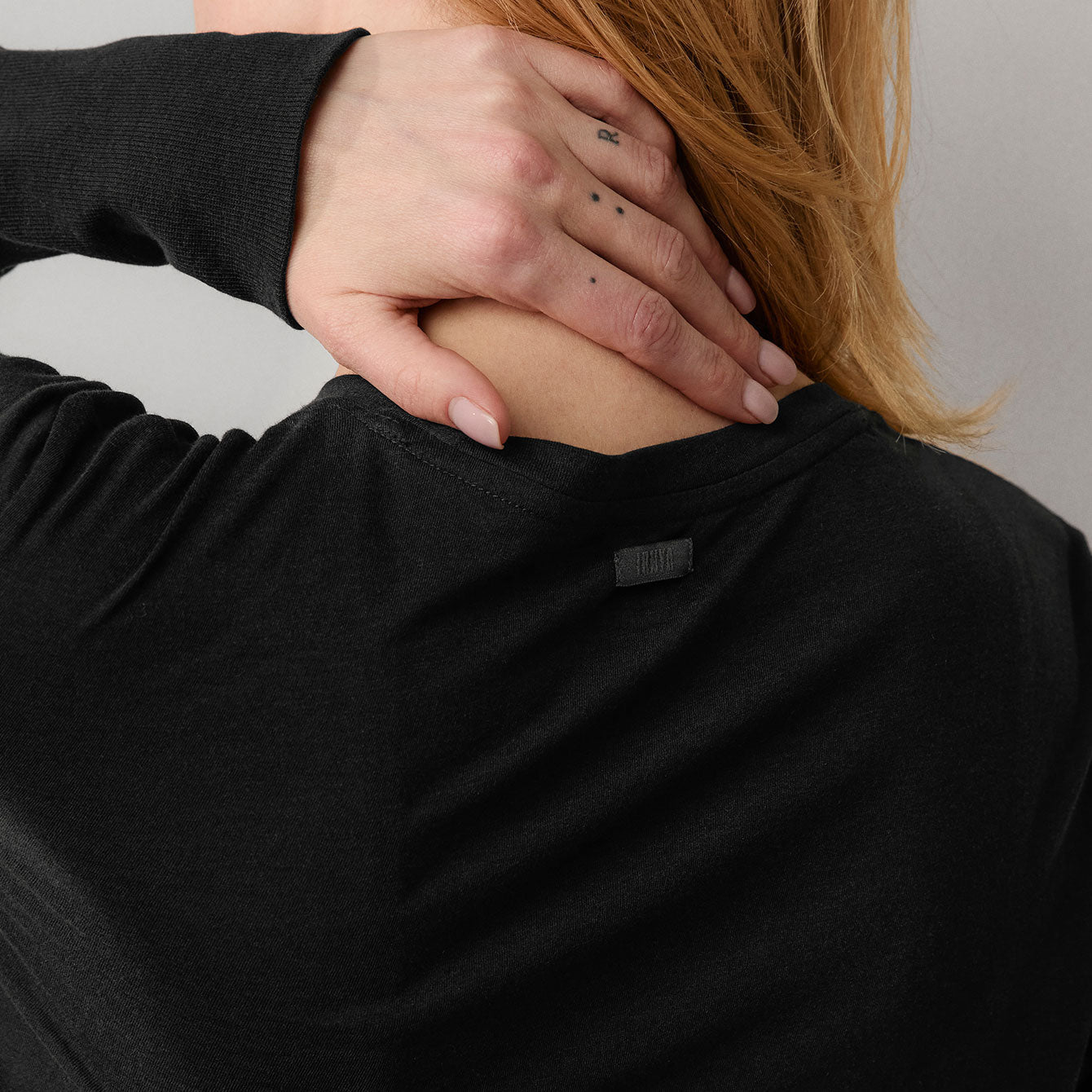 Intermix - Organic Pima Crew Neck Long Sleeve - 