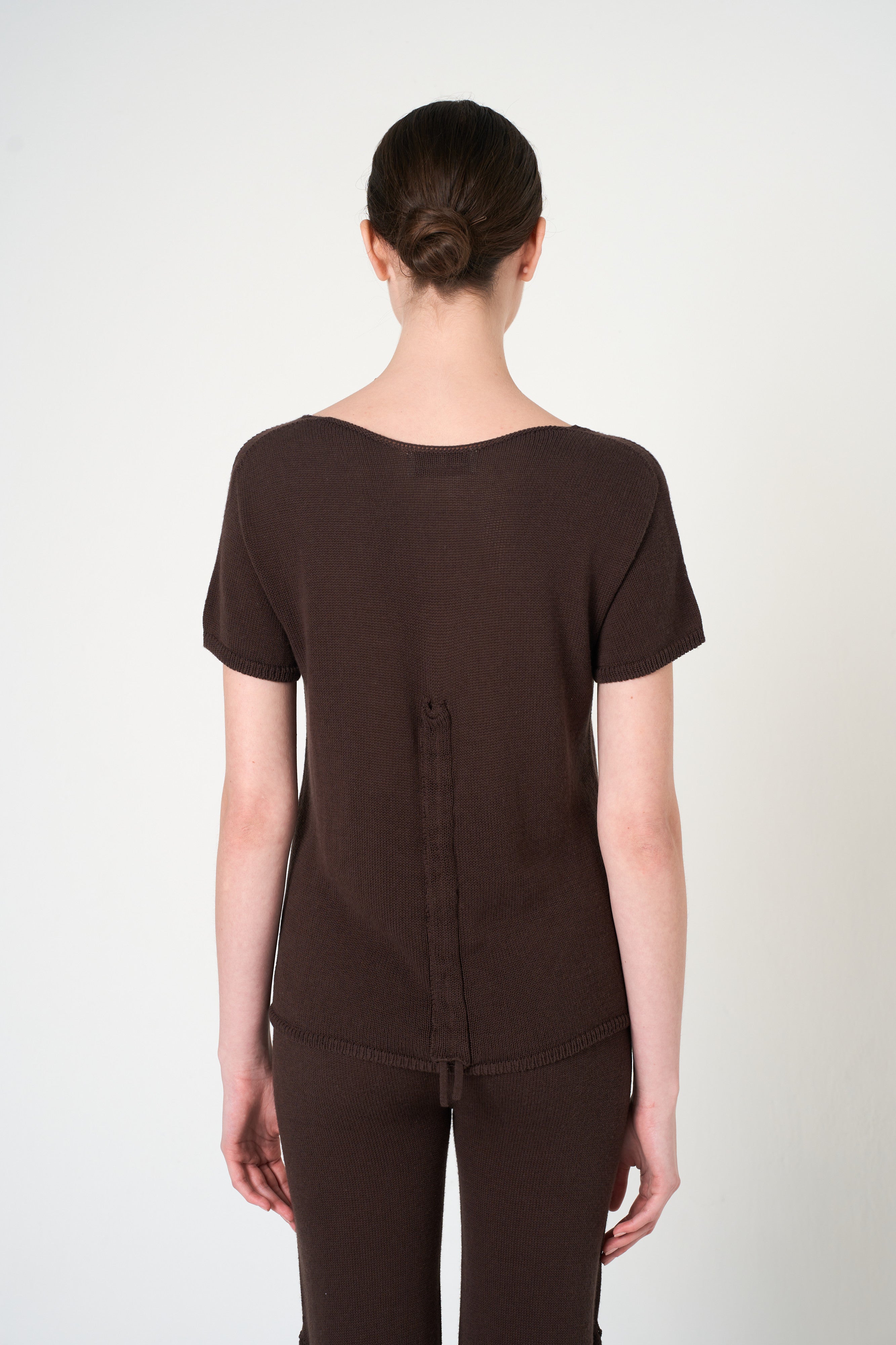 Intermix - Short Sleeve Top in Brown - 