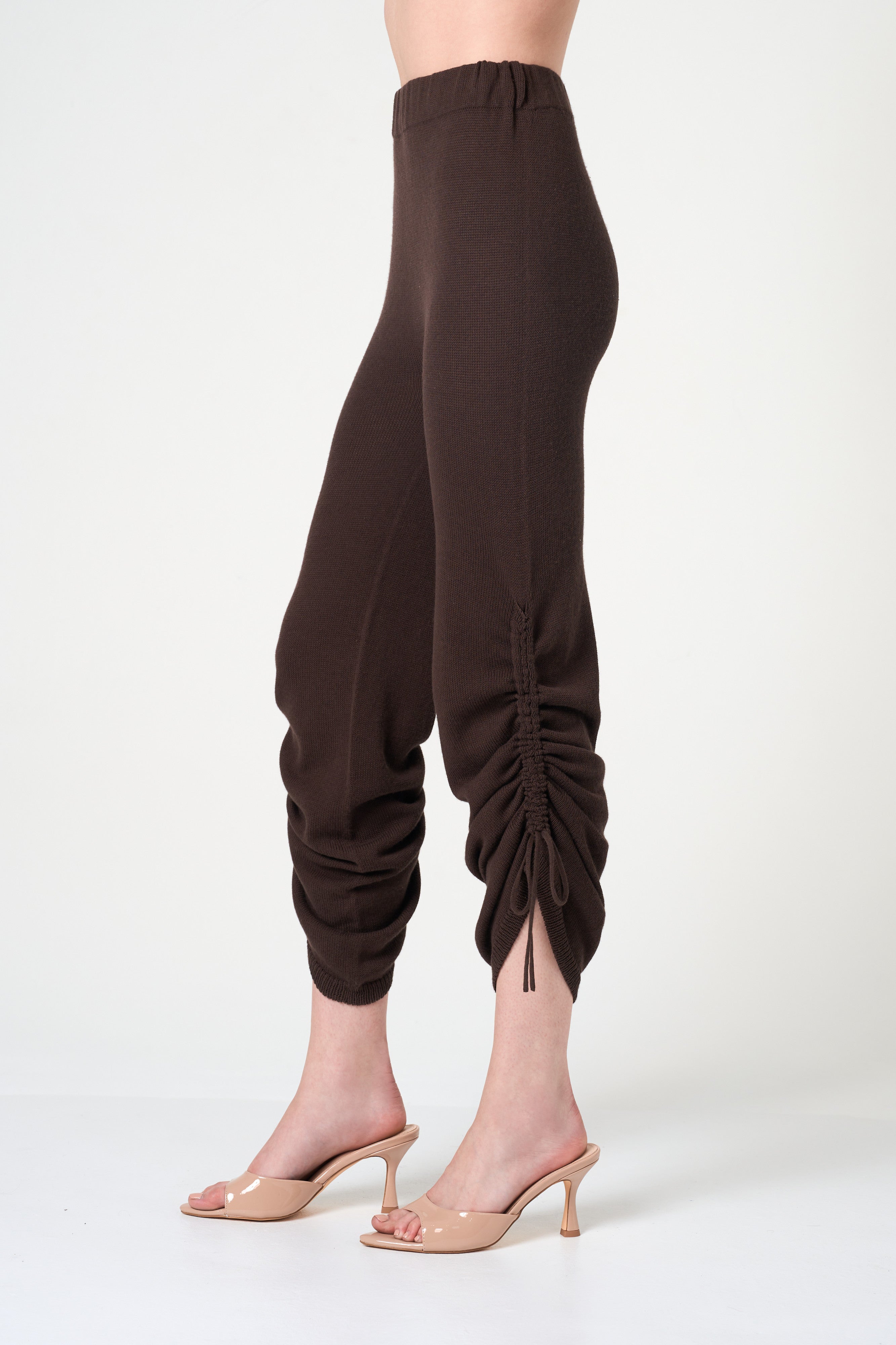 Intermix - Flared Pants in Brown - 