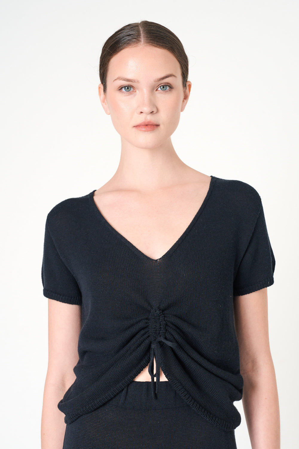 Intermix - Short Sleeve Top in Black - 