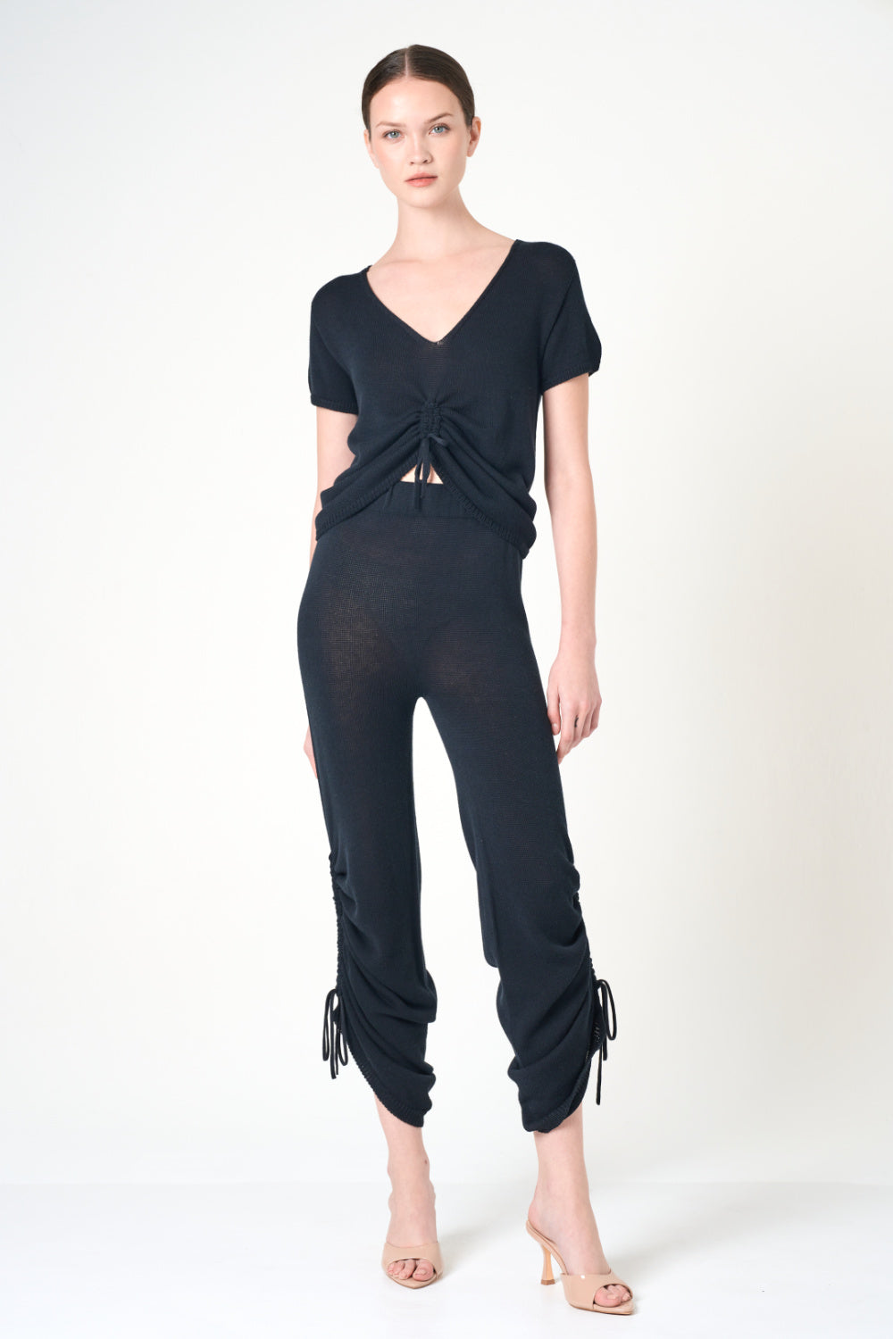 Intermix - Short Sleeve Top in Black - 