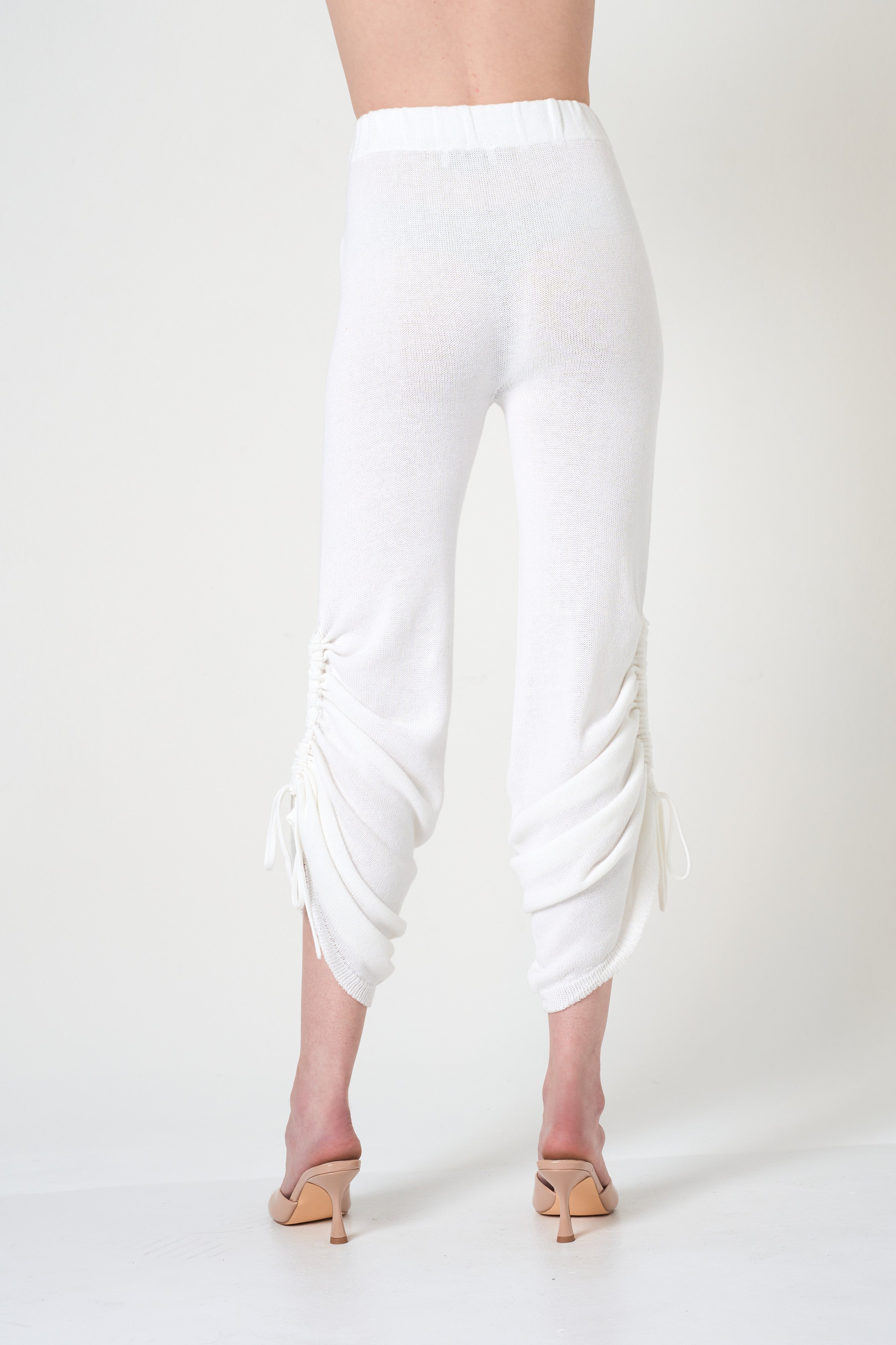 Intermix - Flared Pants in Off White - 
