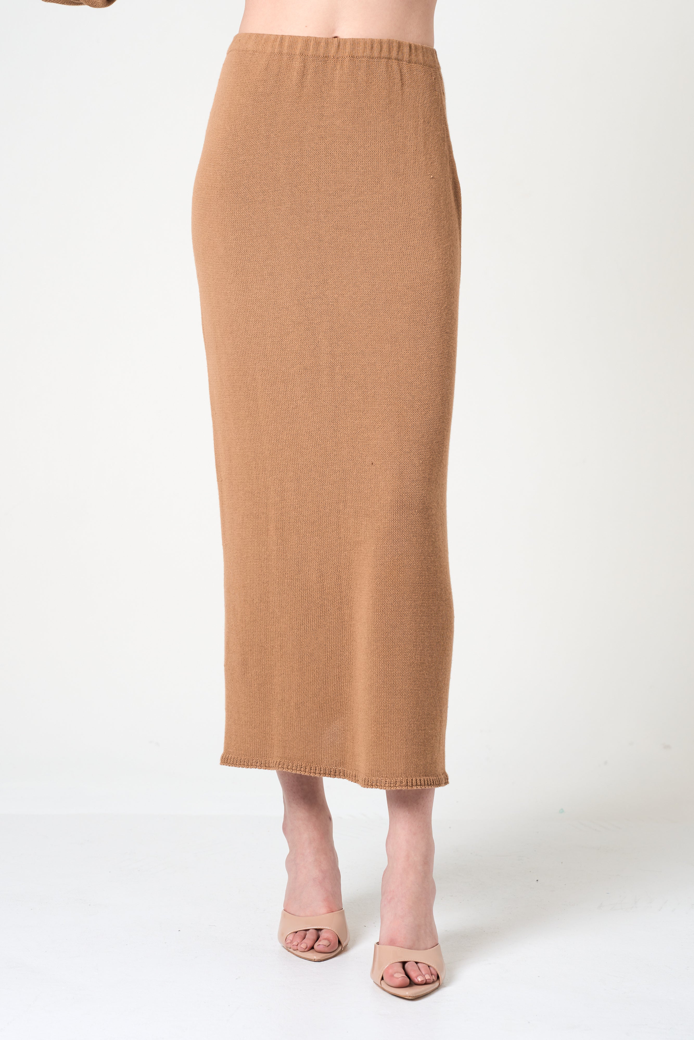 Intermix - Midi Pencil Skirt in Camel - 